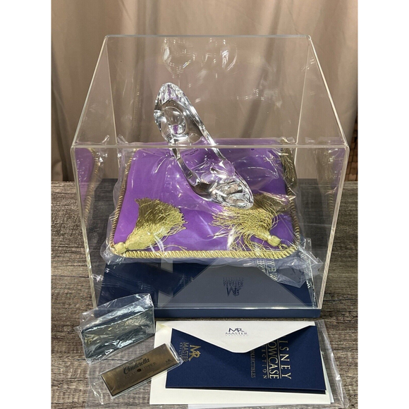 Master Replicas Disney Cinderella Glass Slipper Collectible Limited Edition 2500 - Picture 4 of 16